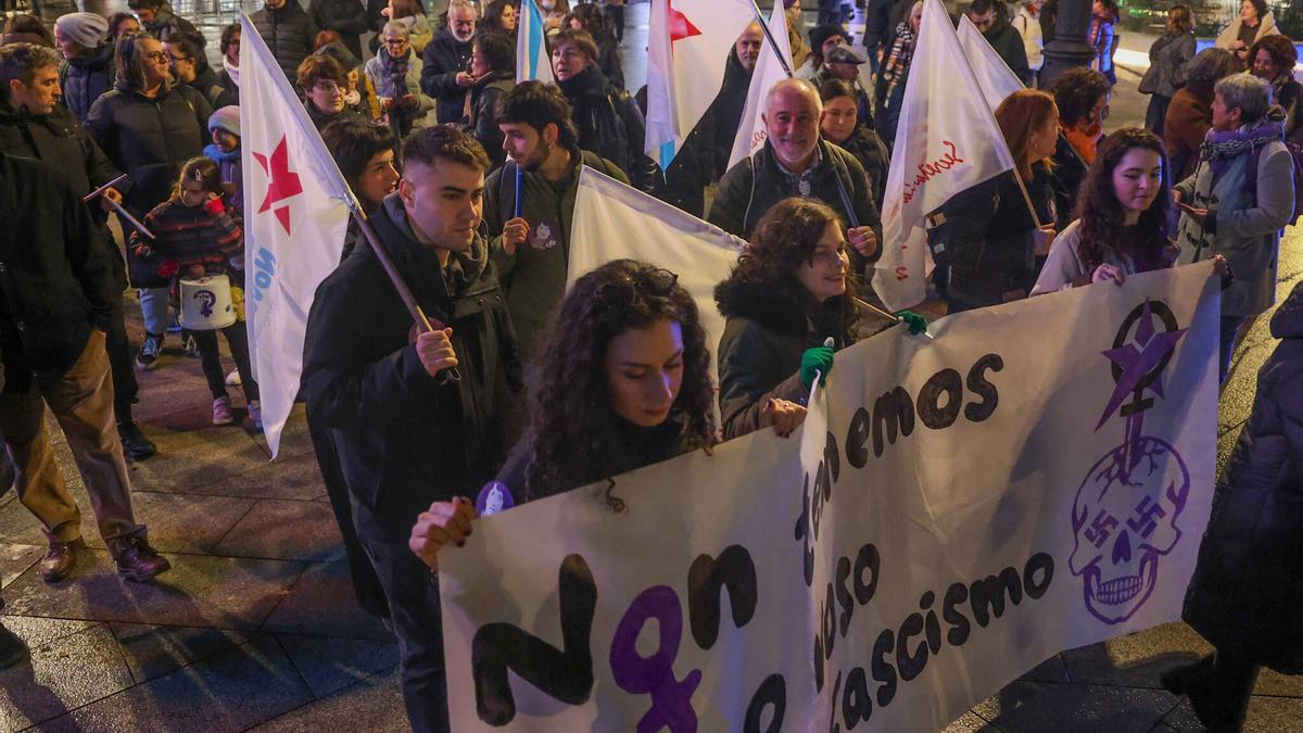 Participantes en los actos del 25-N en Vilagarcía.