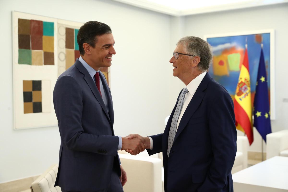 Sánchez y Gates, en el palacio de La Moncloa, en mayo de 2022.