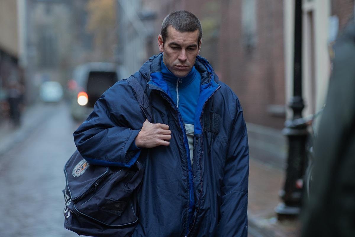 Mario Casas protagoniza "Muy lejos"