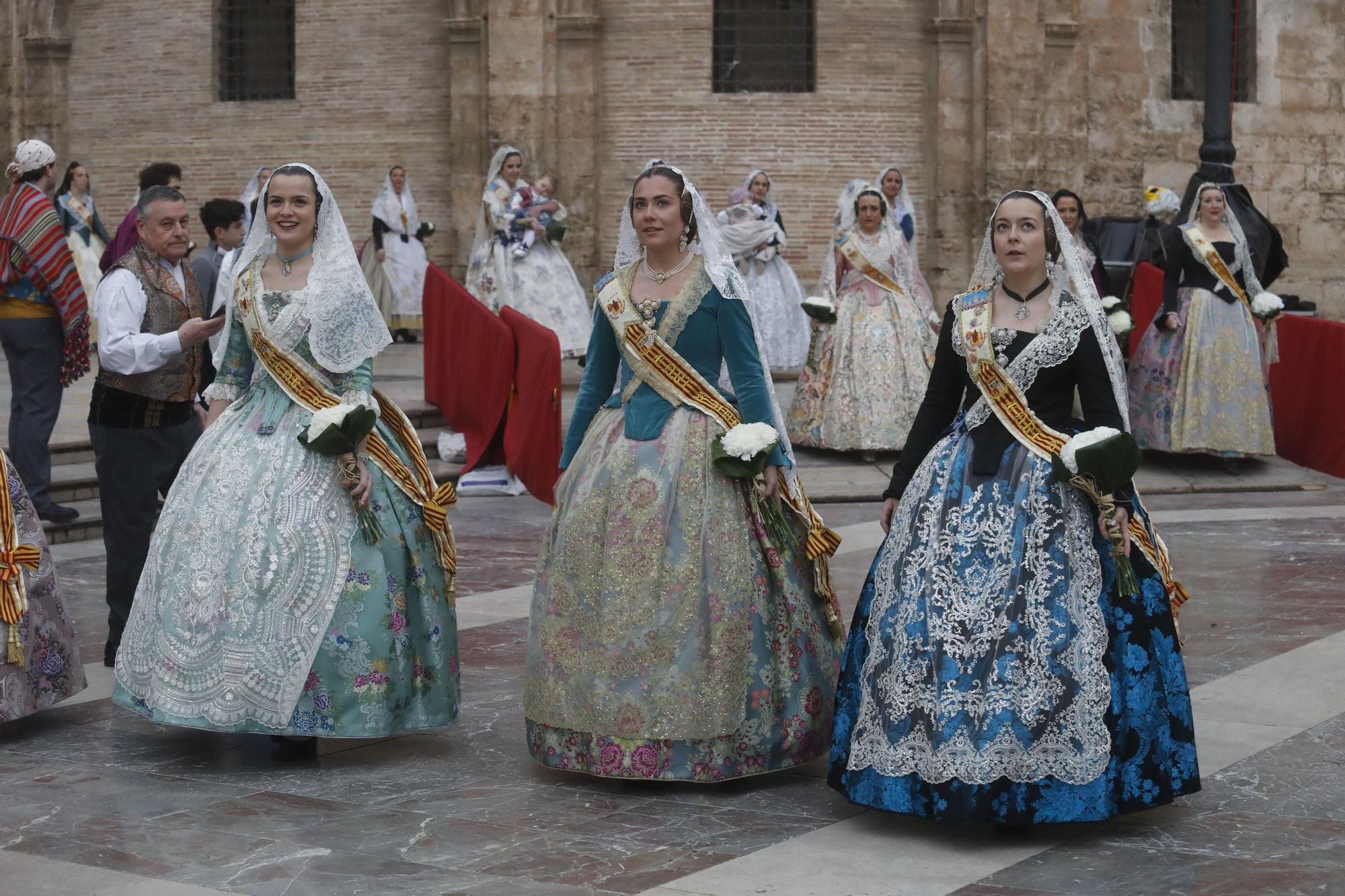 Búscate en el segundo día de ofrenda por la calle de la Paz (entre las 17:00 a las 18:00 horas)