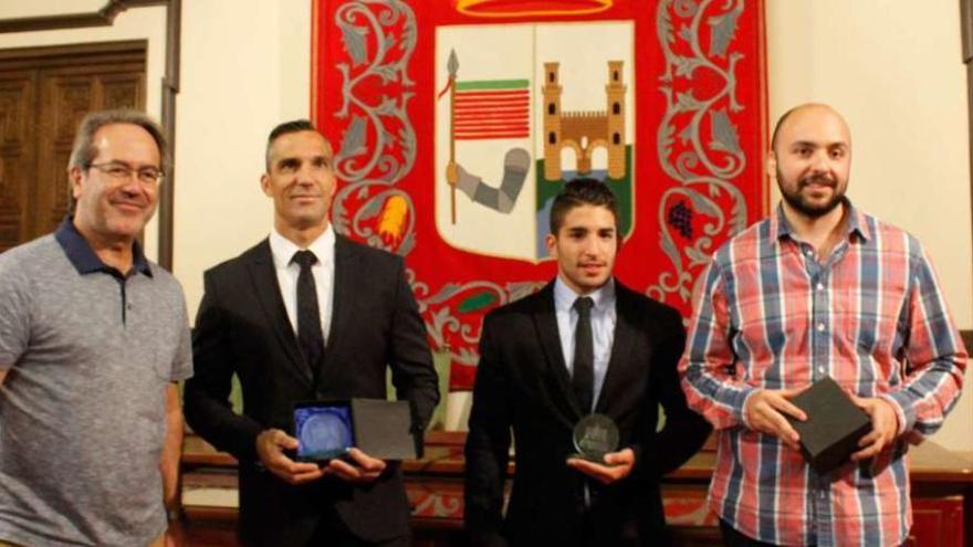 Francisco Guarido, Emilio Merchán, Alejandro Sánchez y Manuel Alesander, ayer en el Ayuntamiento.