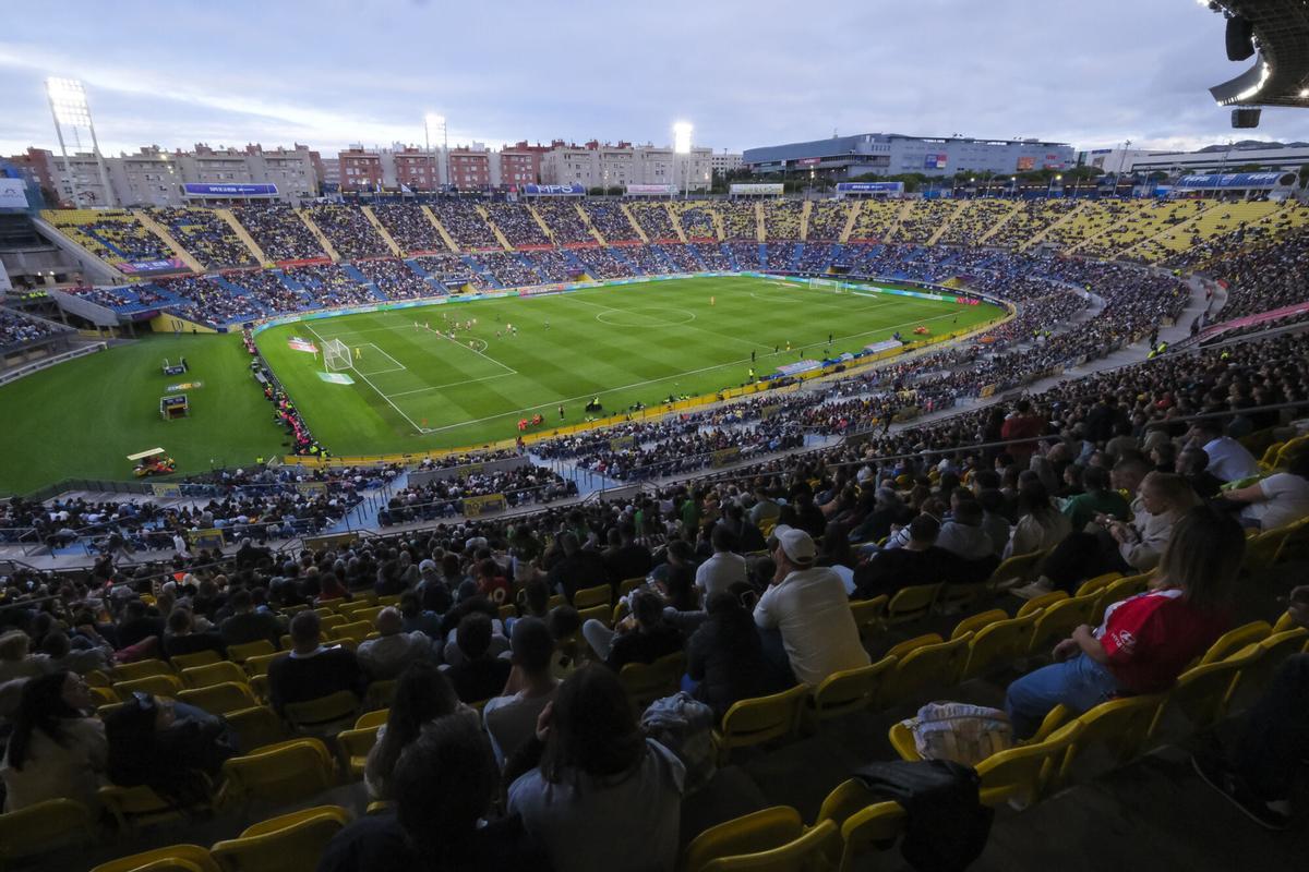 La Final de la Copa de la Reina entre el FC Barcelona y Atlético de Madrid, en el estadio de Gran Canaria