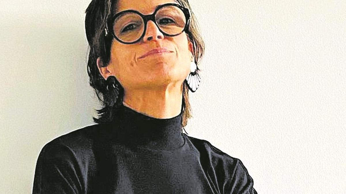La escritora Cristina Rivas, autora de 'Un tigre a París'