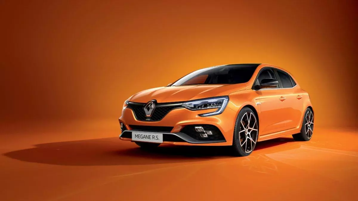 Renault presenta Nuevo MEGANE y MEGANE E-TECH Plug-in