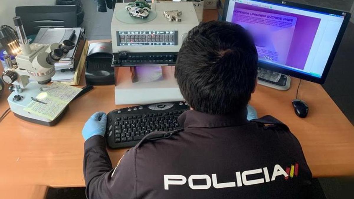 Policía Nacional investigando en Alicante