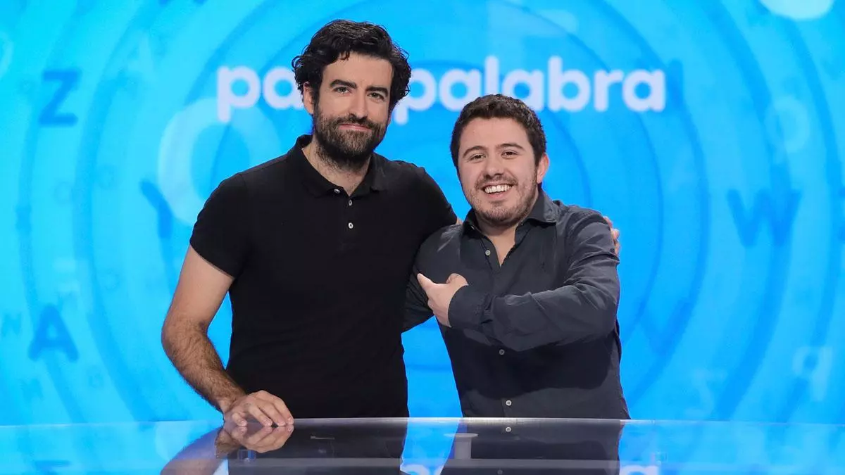 Telecinco tira de un mítico participante de 'Pasapalabra' para estrenar 'Agárrate al sillón' y lanza una sonora pulla al concurso de Antena 3