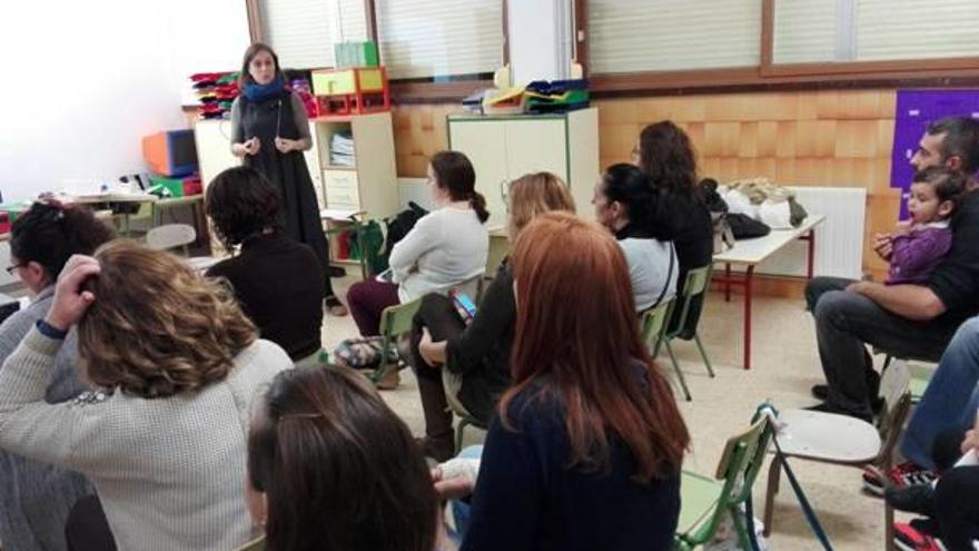 Nace la asociación Criant de madres que comparten «una misma idea de educar»