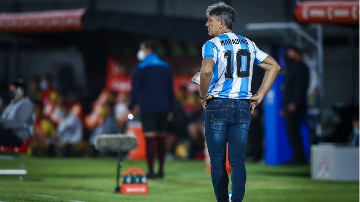 Renato Portaluppi se puso la 10 de Maradona para dirigir el Gremio en la Libertadores