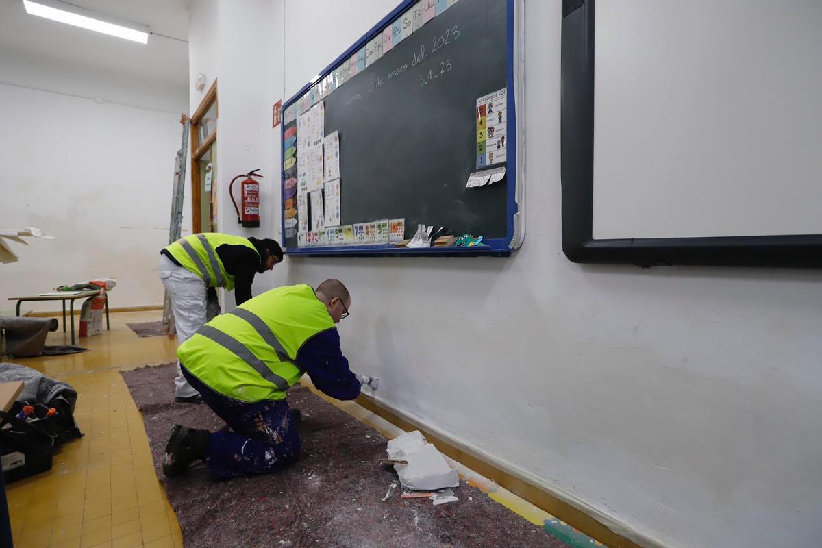 Los trabajos de pintura se están haciendo ahora a través del Programa Joven Ahora.