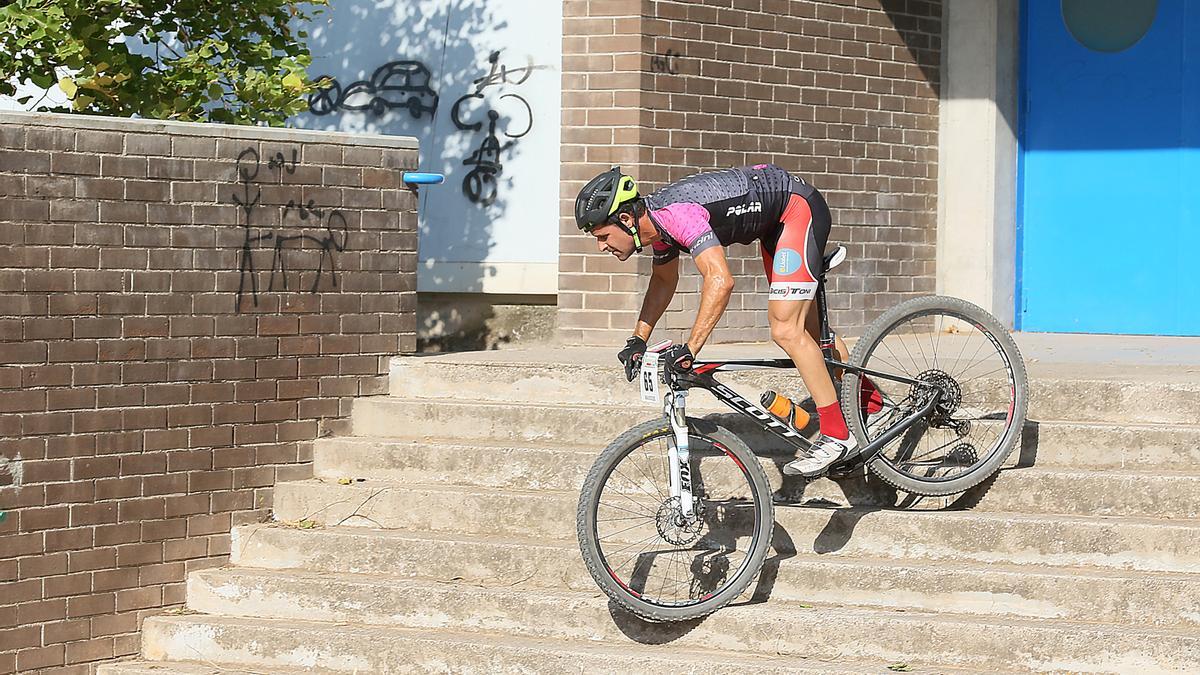 El tram de les escales a l&#039;exterior del Nou Congost va fer lluir les habilitats dels ciclistes