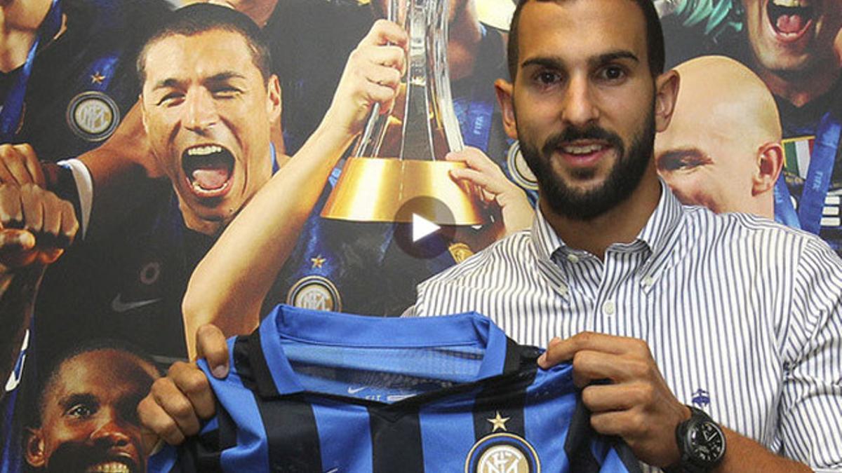 Montoya posa con la camiseta del Inter