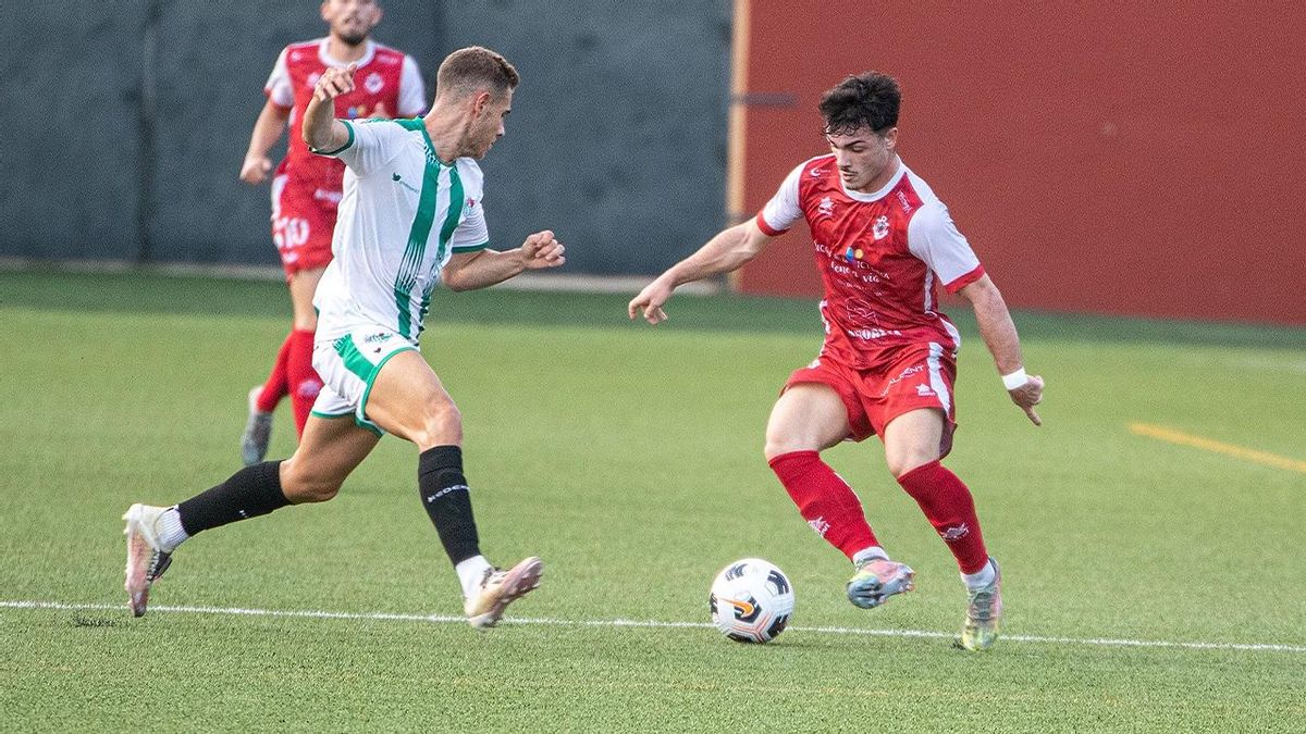 Partido entre el CD Rincón y el Antequera CF.