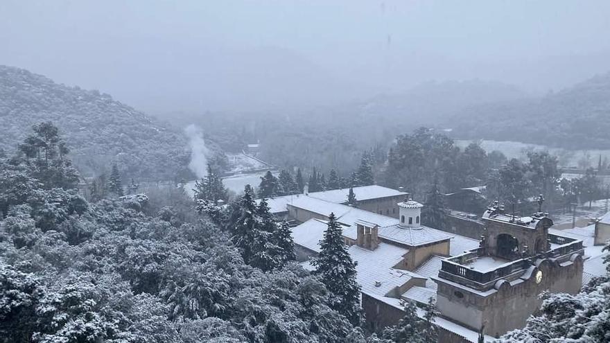 Schnee, Regen und Sturm: Bleiben Sie auf Mallorca heute möglichst zu Hause