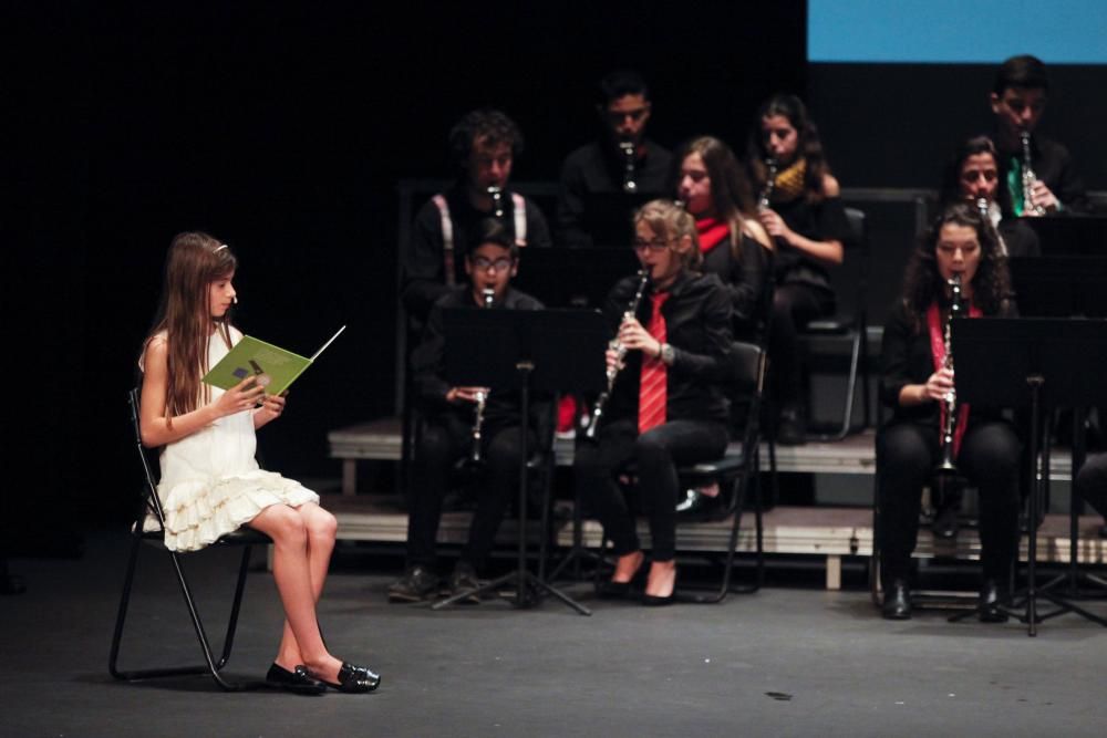 Cuentacuentos en el teatro Jovellanos