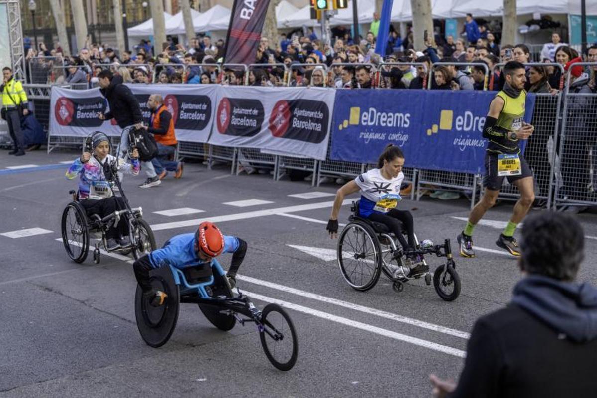 Media Maratón Barcelona 2025: Kiplimo pulveriza el récord del mundo en Barcelona