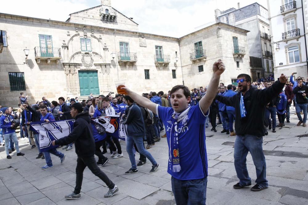 El oviedismo tiñe Lugo de azul