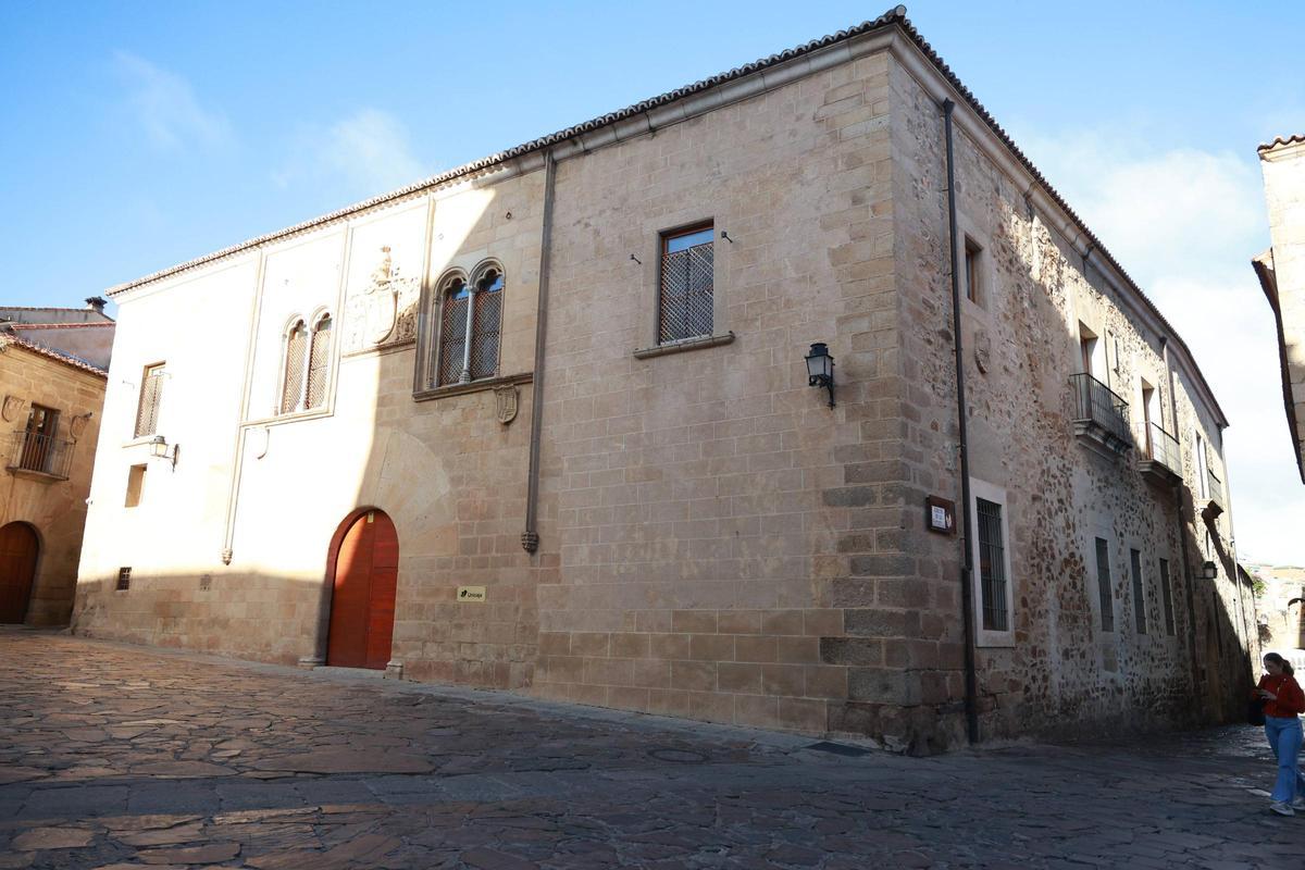 Galería | Así es el Palacio del Mayoralgo de Cáceres