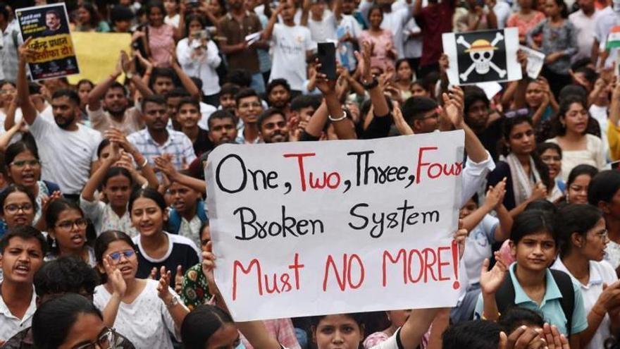 La rebelión de las Cucarachas: el fenómeno viral que desafía al Gobierno de la India