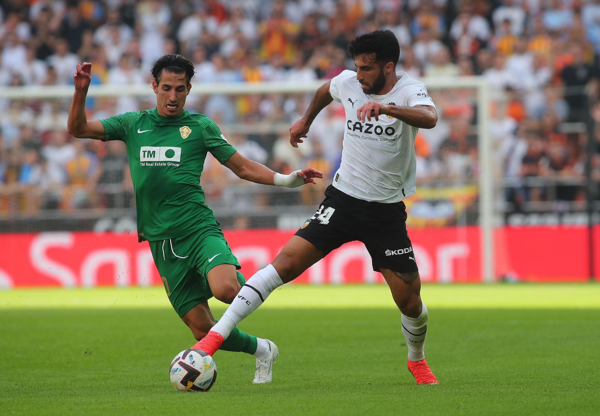 El empate entre el Valencia CF y el Elche en Mestalla, foto a foto