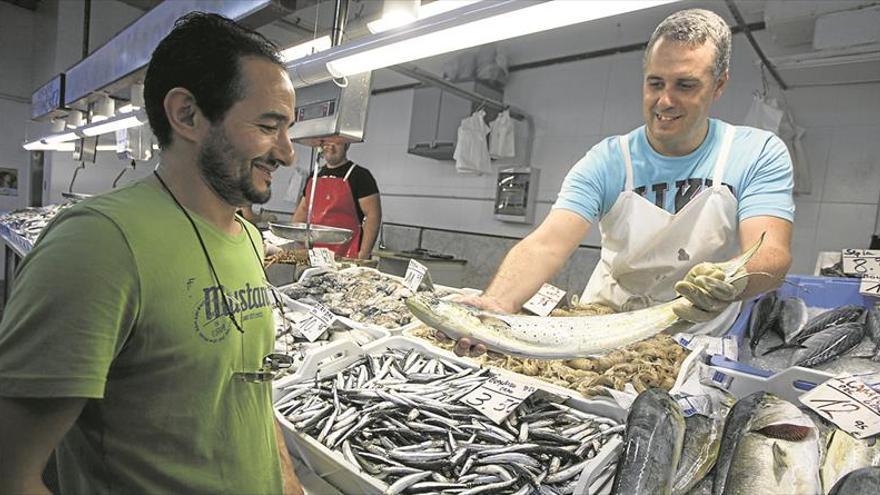 La ‘llampuga’, pescado azul y blanco a la misma vez