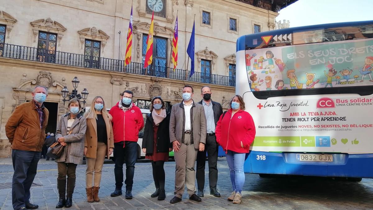 Esta mañana se ha presentado  la campaña de recogida de juguetes.