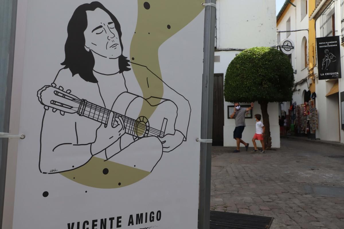 'Córdoba ciudad de estrellas', de Lucía del Pino y  'Guitarras al aire' de Miguel Ángel Moreno