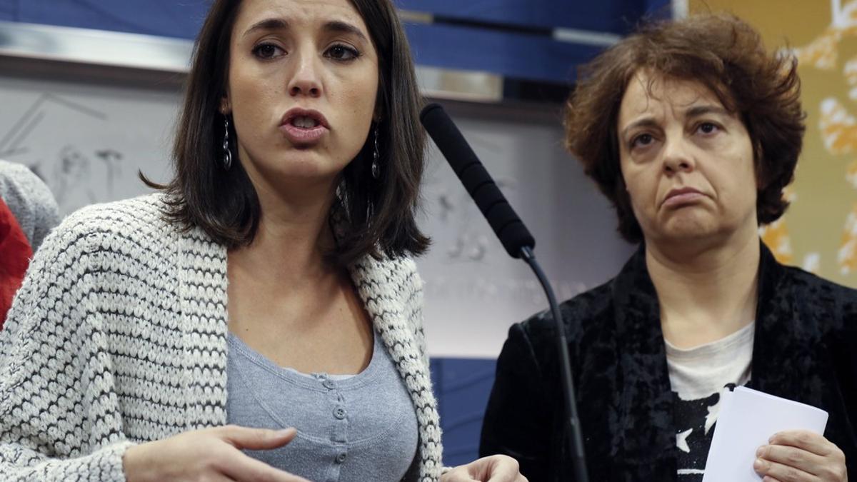 Irene Montero junto a Gloria Elizo