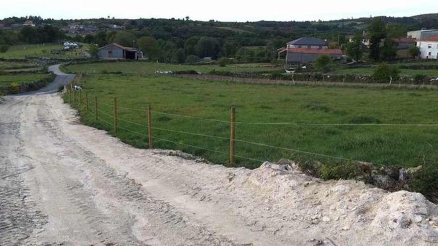 Abren un nuevo acceso a la aldea rodeirense de Barrio