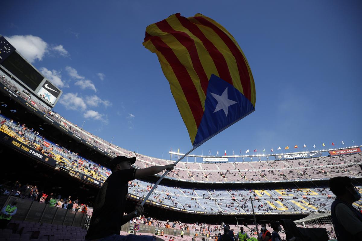 La afición vuelve al Camp Nou para vivir un Barça - Real Madrid.