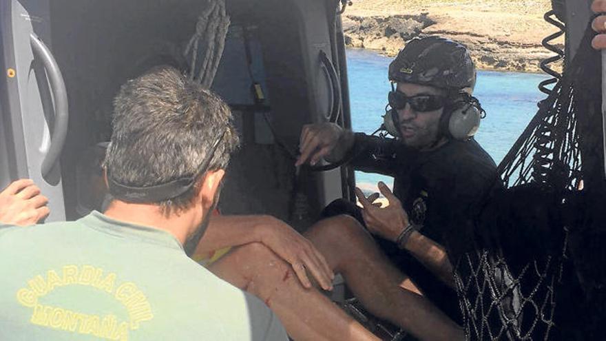 Rescate de un ciclista en Artà