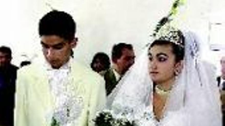 Rumanía paraliza la boda de una menor de 12 años