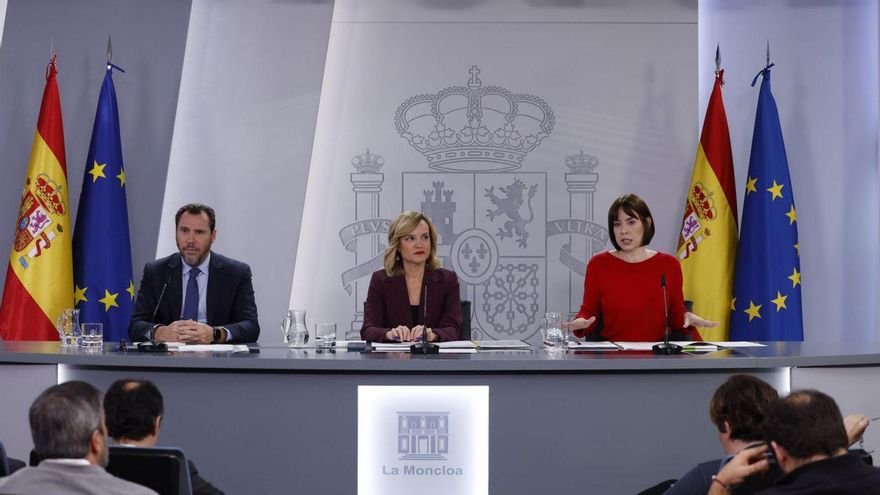 Rueda de prensa de Puente, Alegría y Morant tras el Consejo de Ministros. | Javier Tizón / Efe
