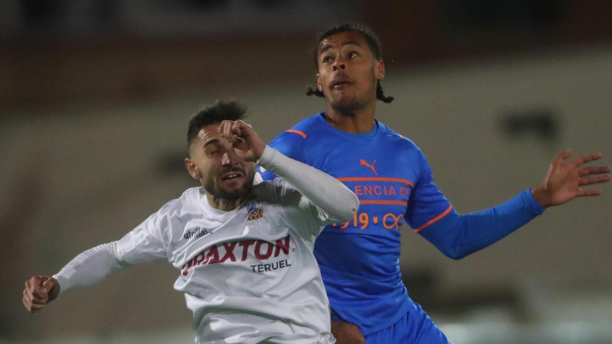 Koba Koindredi, durante el partido frente al Utrillas