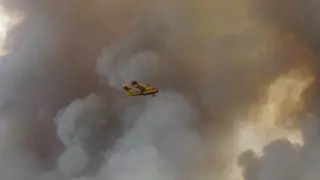 Dos heridos en la UCI y ocho pueblos desalojados por el incendio de Zamora