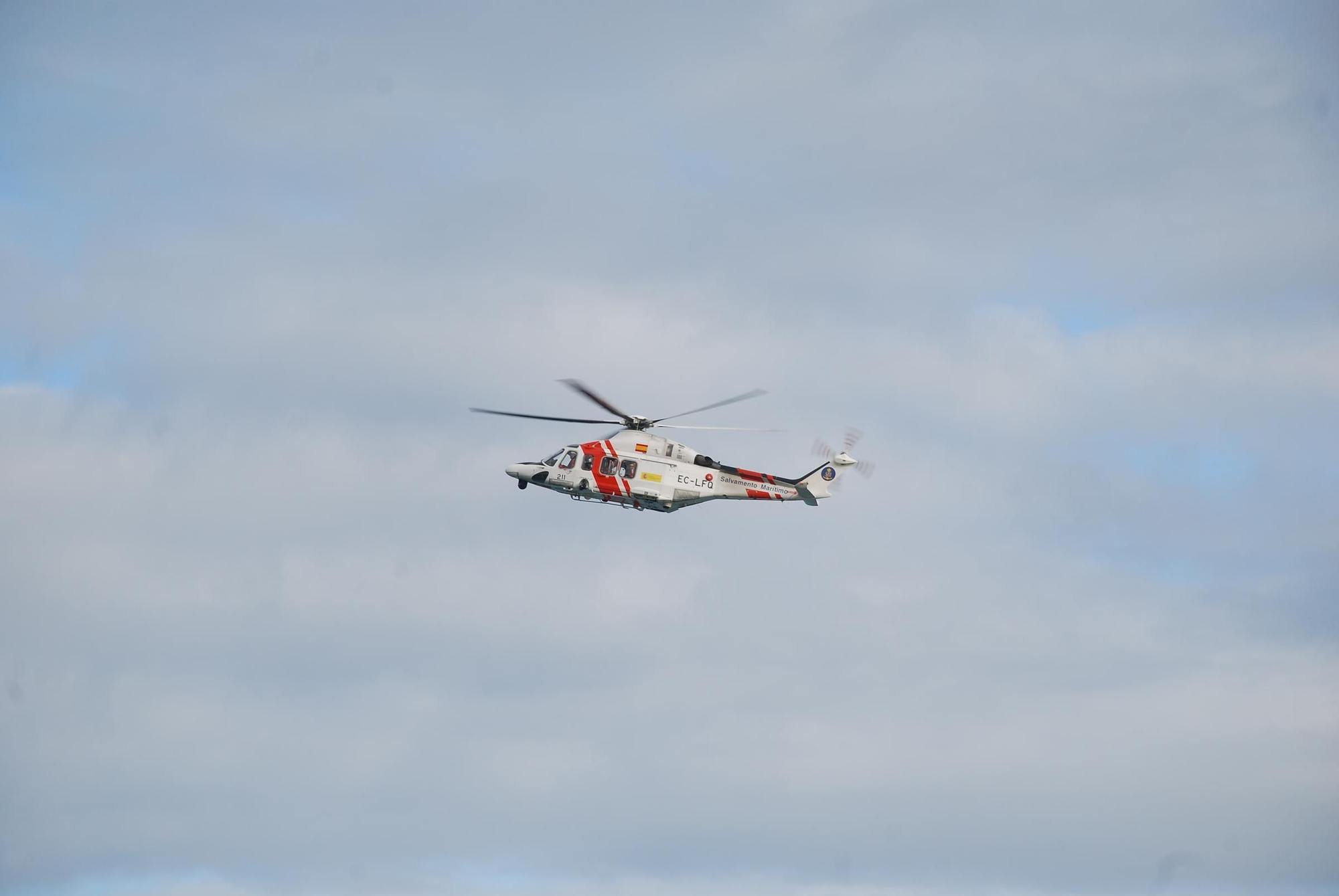 Búsqueda de un desaparecido en el mar en Llanes