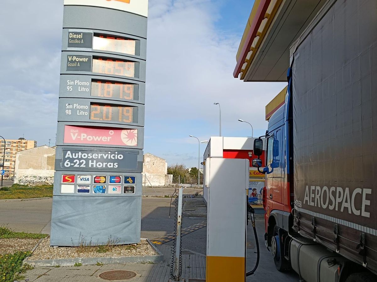 Gasolinera Shell de la avenida de Cataluña de Zaragoza