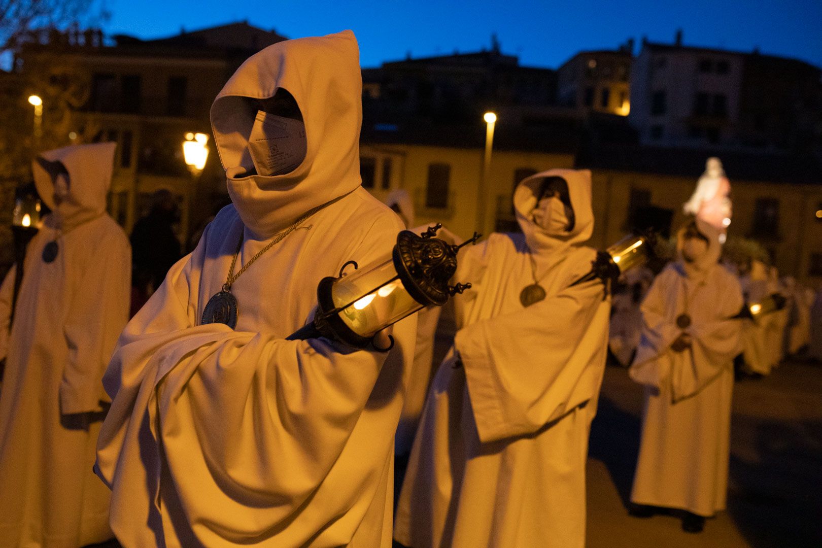 GALERIA | Las mejores imágenes de la procesión de Luz y Vida