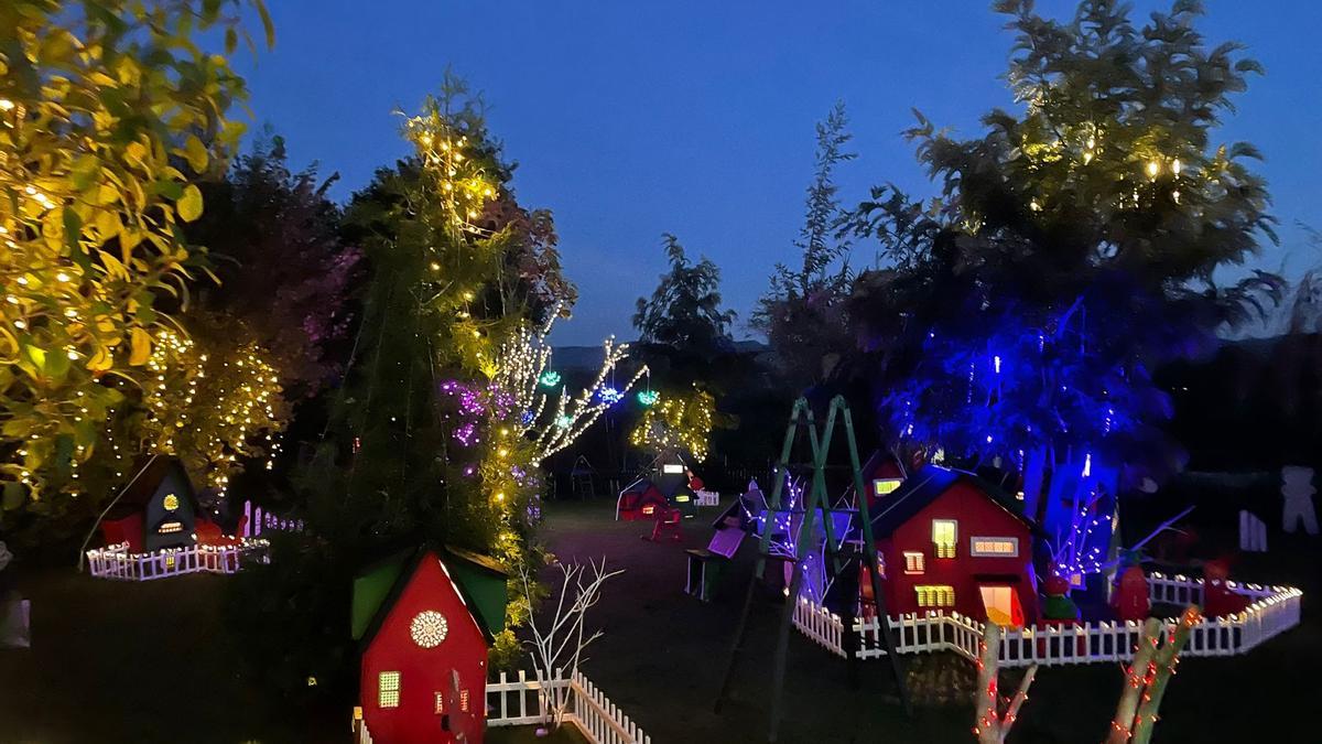 Los huertos de Cabueñes vuelven a iluminarse por Navidad