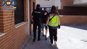 Detenido un hombre de 52 años que actuaba a punta de cuchillo en salones de juego de Madrid y Guadalajara