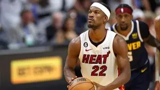 ¡Alarma en los Heat! Dos de sus estrellas, lesionadas