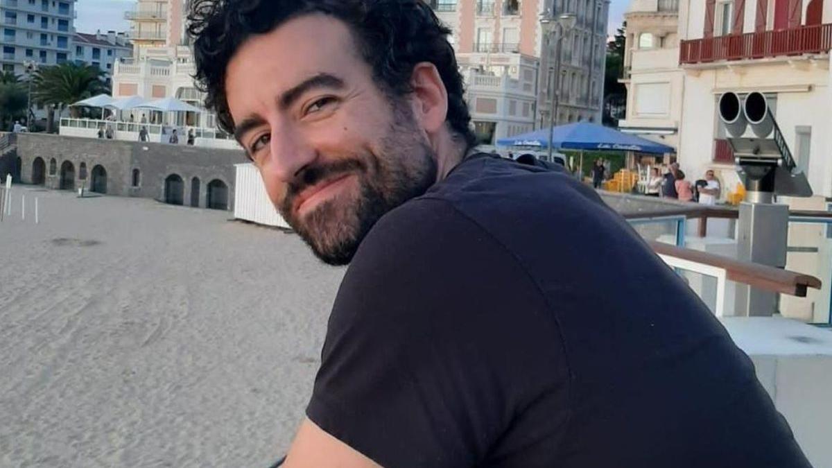 De ganar 'Pasapalabra' a trabajar en esta pequeña tienda local descubren el nuevo trabajo de Rafa Castaño fuera de la televisión