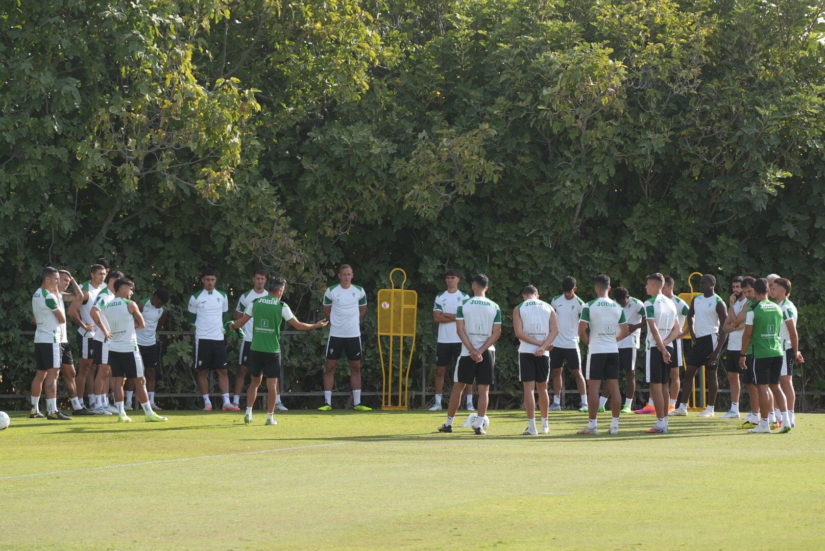 El primer entrenamiento del Córdoba CF en su séptima semana de Liga, en imágenes 