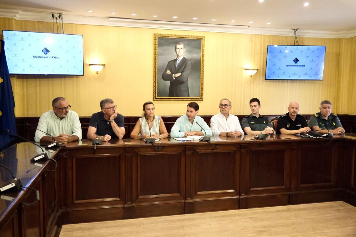 Presentación del dispositivo especial para la Bajá de la Virgen de la Sierra, patrona de Cabra, en 2025.