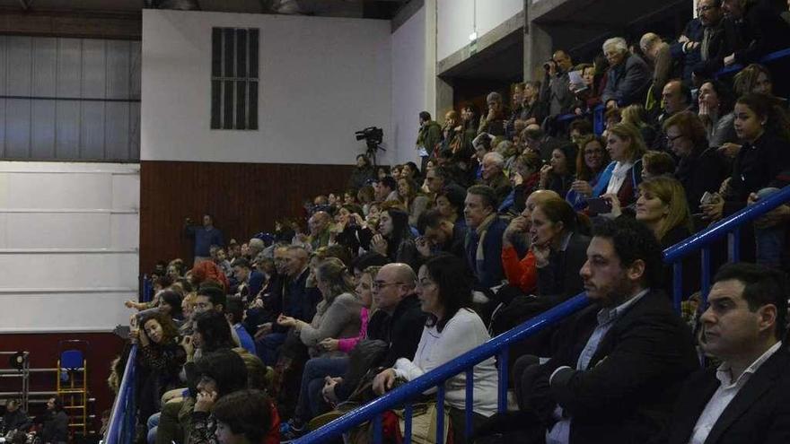 Socios del Grupo, durante la presentación, esta semana, de las secciones deportivas.