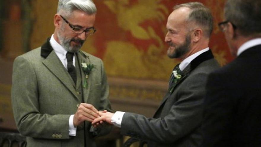 Inglaterra y Gales legalizan el matrimonio gay