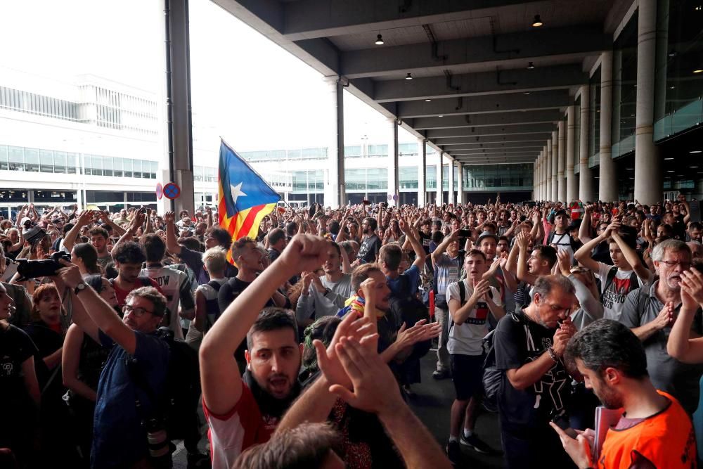 Tensión en El Prat tras la sentencia del ''procés''