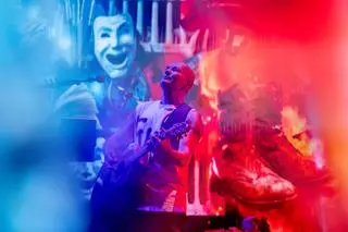 La España que vio nacer a Celtas Cortos no es la España de hoy: maduros, pero gloriosos en un Movistar Arena incandescente