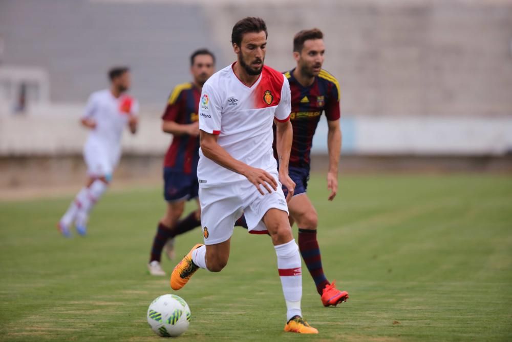 El Mallorca se lleva el Trofeu de l’Agricultura al superar 1-4 al Poblense