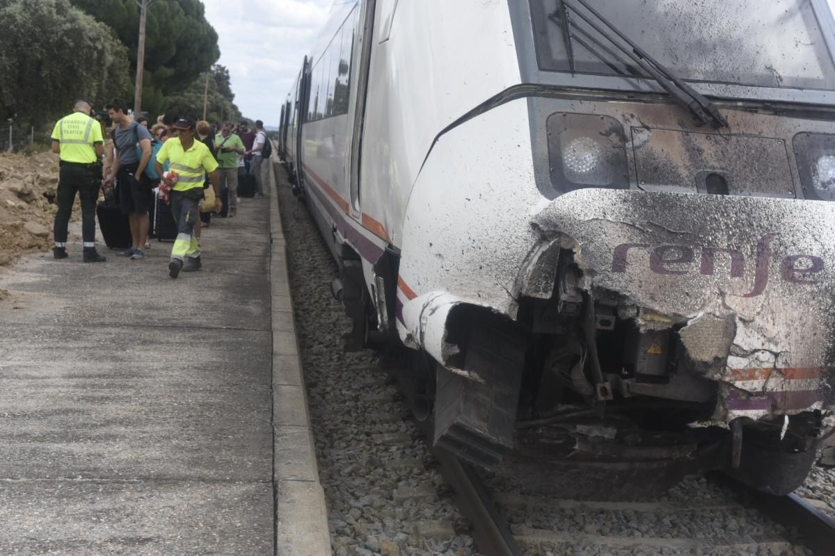 Imágenes del accidente del tren Madrid-Zafra