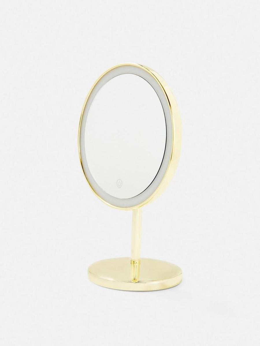 El espejo tocador de Primark imprescindible en tu rutina de belleza por  solo 16 euros